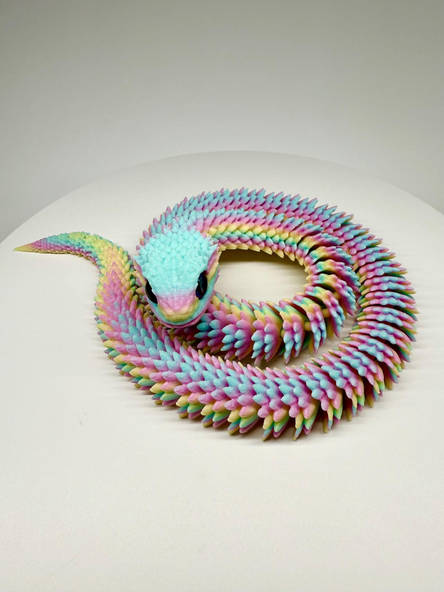 Articulated 3D Printed Flexible Snake Fidget Toy | Dazzling Iridescent PLA Posable Desk Decor | Stress Relief Wearable Unique Gift