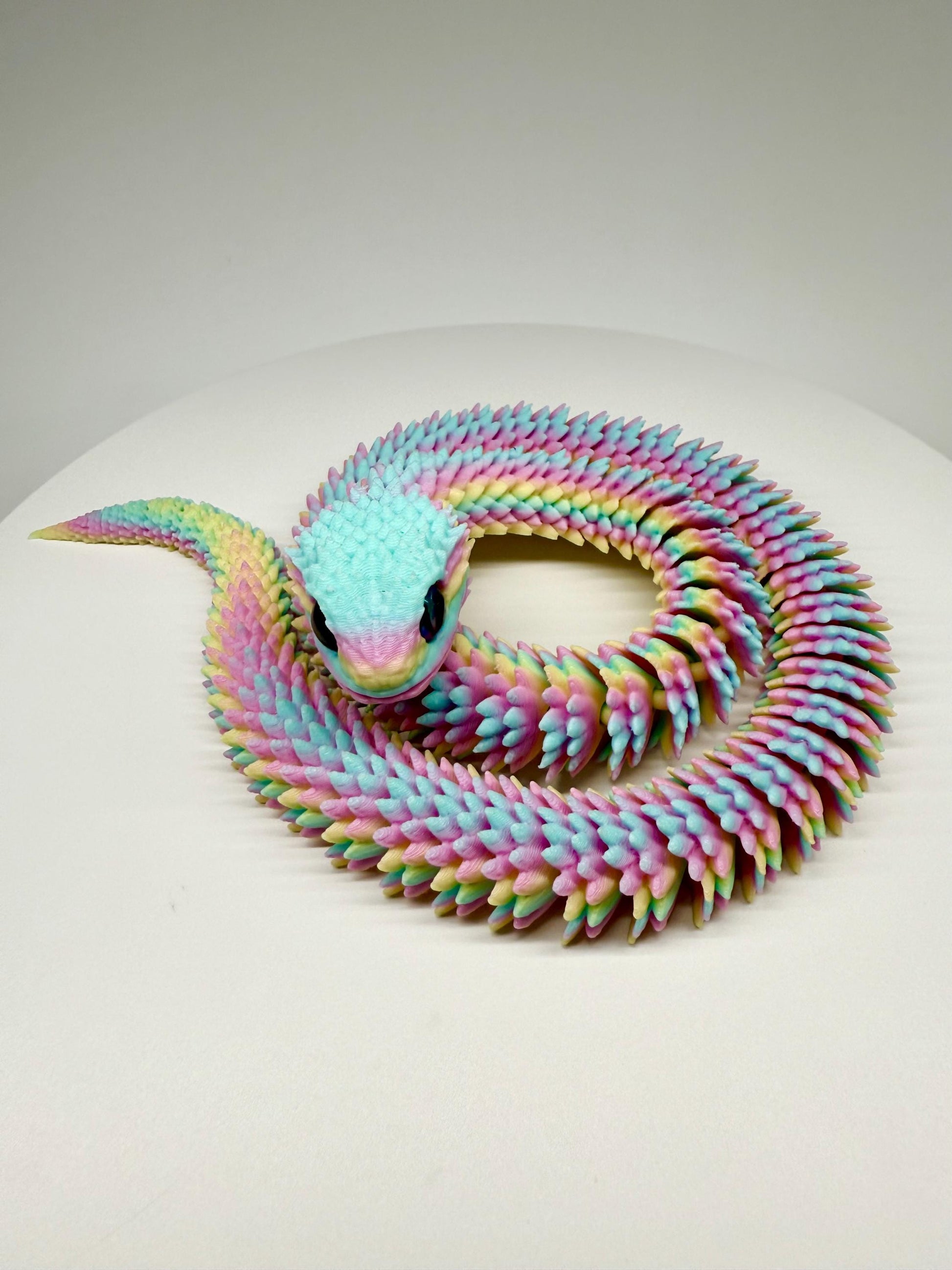 Articulated 3D Printed Flexible Snake Fidget Toy | Dazzling Iridescent PLA Posable Desk Decor | Stress Relief Wearable Unique Gift